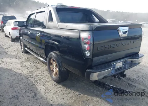 2005 Chevrolet Avalanche 1500 Z66 из США, поврежденный, VIN 3GNEC12Z35G245495